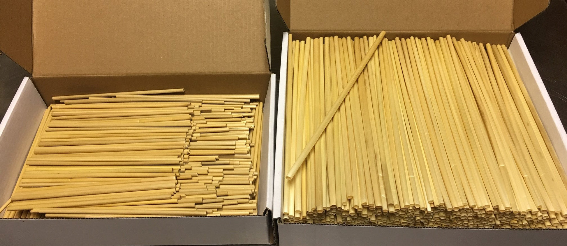 Select an environmentally-friendly alternative to single-use plastic type straws. These Real Straw Combo Pack includes 2500 each all-natural gluten-free wheat cocktail straws and 2500 each wheat stir sticks (5000 pieces).