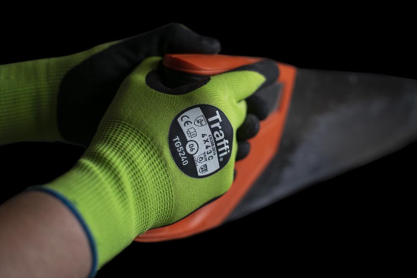 This Eco-friendly Traffi® TG5240 MicroDex LXT® Nitrile Coated Green 15-gauge Cut Level A3 Safety Gloves are Carbon Neutral Certified, repels water and oil while providing hot contact resistance.
