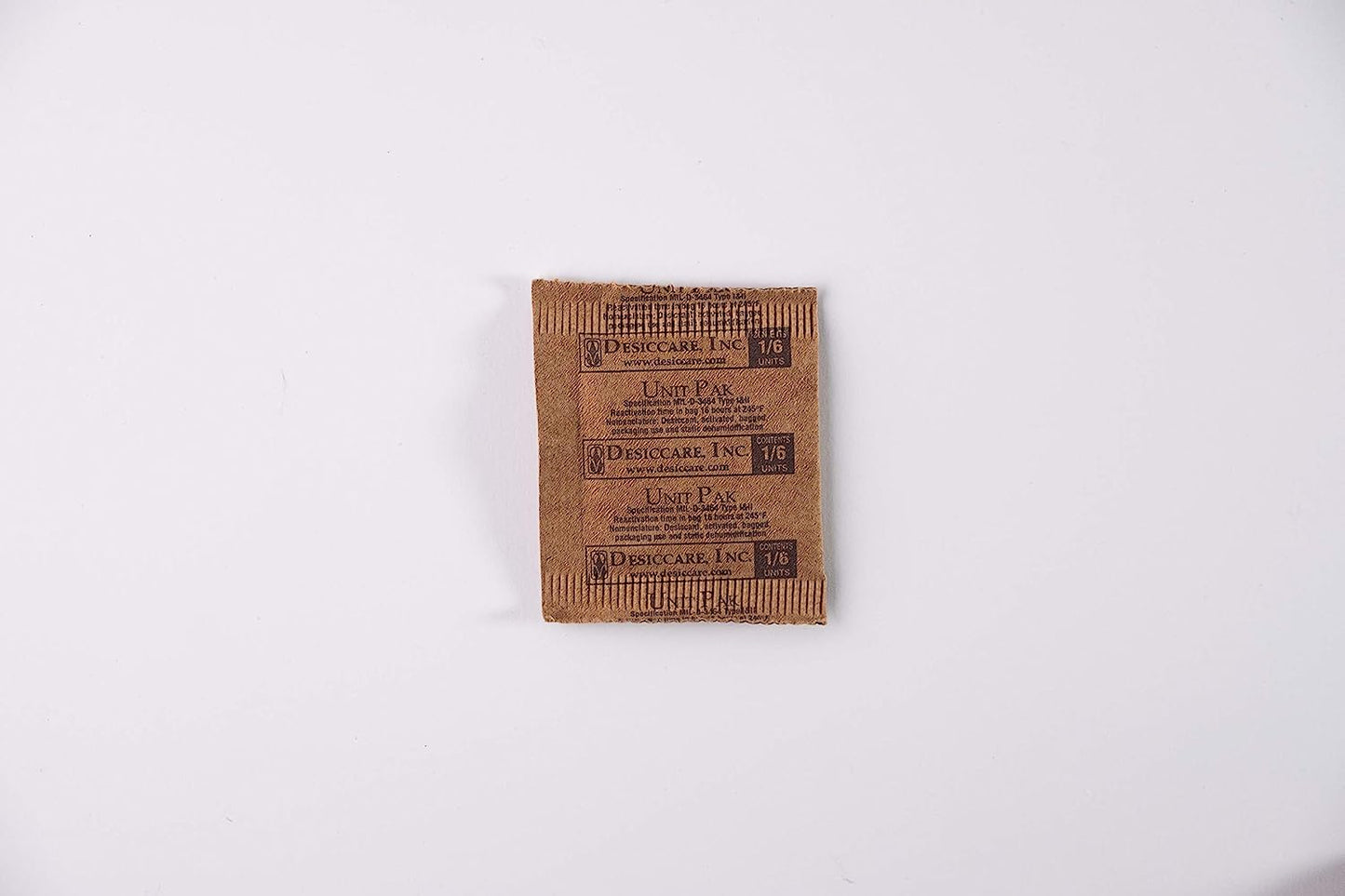 Desiccare™ Clay Unit Pak Kraft Desiccant, 1/6 Unit (1,200ct)