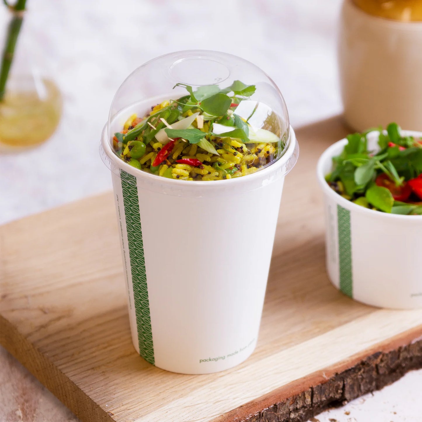 Ideal for ice cream sundaes, pastas, yogurt, stews, soups and more, Vegware™ 115-Series compostable 32-oz Paper Soup Containers are made from plant-based PLA. Independently certified to break down in 12 weeks.