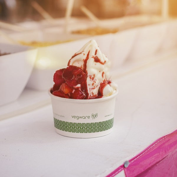 Ideal for ice cream sundaes, pastas, yogurt, stews and soups, Vegware™ 90-Series compostable 6-oz Paper Food Containers are lined with plant-based PLA and independently certified to break down in 12 weeks.
