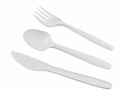 Vegware™ certified compostable 6.5in spoons are  ideal for hot and cold foods and made from plant-based CPLA and are independently certified to break down in landfill within 12 weeks. 